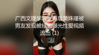  风骚女秘书 性感女秘书办公室勾引我，趴在桌子上掀起包臀裙爆操小翘臀