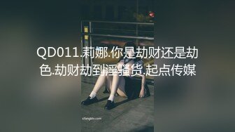 对 AV 充满好奇且有整洁感觉的业余女儿