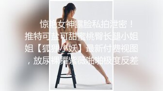 长发飘飘的女友主动骑到男友身上一顿摇表情一脸享受